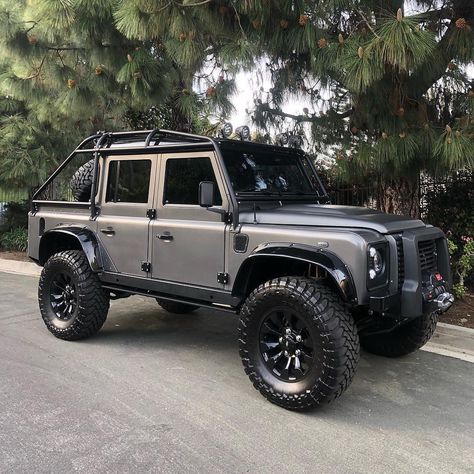 CarLifestyle on Instagram: “Can you name this truck? 🤔 With @rdbla #RDBLA #carlifestyle” Land Rover Defender Custom, Land Rover Defender Pickup, Land Rover Defender 130, Trucks Lifted Diesel, Hors Route, Cars Land, Land Rover Freelander, Landrover Defender, Land Rover Models