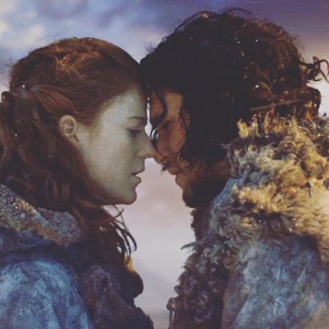 Ship??? #ramsaybolton #tommenlannister #jonsnow #gameofthronesfan #jamielannister #yigrette #therealroyalwedding #kitharington #roseleslie #gameofthrones Ygritte And Jon Snow, Lord Snow, Jon Snow And Ygritte, Snow Couple, Ramsay Bolton, Memes Hilarious Can't Stop Laughing, Game Of Thrones Artwork, Doc Holliday, Game Of Trones