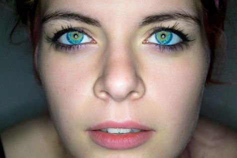 20 people with the most strikingly beautiful eyes. - InspireMore Heterochromia Eyes, Two Different Colored Eyes, Rare Eye Colors, Multi Colored Eyes, Rare Eyes, Beautiful Eyes Color, Different Colored Eyes, Lovely Eyes, Most Beautiful Eyes