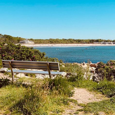 14 Gorgeous Beaches To Visit In New England | TravelAwaits Ogunquit Beach, Narragansett Rhode Island, Rhode Island Beaches, Coast Guard Stations, Beaches To Visit, England Beaches, Hampton Beach, National Park Photos, Block Island