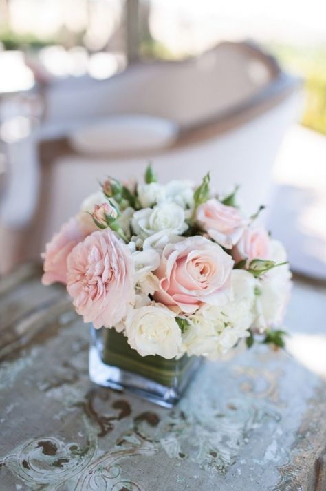 Cheap Wedding Flowers, Unique Wedding Flowers, Wedding Floral Centerpieces, Flower Centerpieces Wedding, Wedding Flower Arrangements, Wedding Table Centerpieces, The Perfect Wedding, Bridal Flowers, Blush Wedding