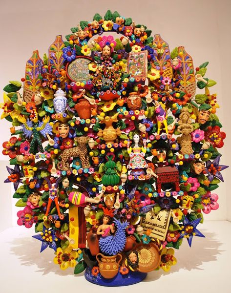 Tree Of Life Crafts, Mexican Ceramics, Mexican Crafts, Mexican Decor, Mexican Designs, Mexican Artists, Mexican Pottery, Tree Sculpture, Mexican Culture