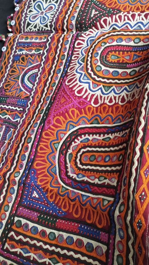 Rabari embroidery kutch Mexico, Rabari Embroidery, Kutchi Embroidery, Kutchi Work, Kutch Embroidery, Kutch Work Designs, Hand Work Design, Kutch Work, Traditional Embroidery