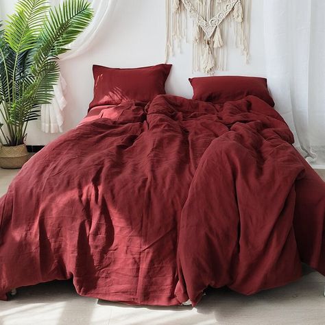 Brown And Red Bedding, Rust Red Bed, Rust Red Bedding, Burgundy Duvet Cover, Red Linen Bedding, Red Bed Covers, Burgundy Bed Sheets, Burgundy Comforter Bedroom Ideas, Dark Red Bedding