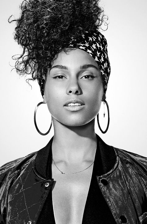 Alicia Keys No Makeup, Alicia Keys Style, Alicia Keys, Foto Poses, Film Tv, Black Is Beautiful, A Black, Pretty People, Beautiful People