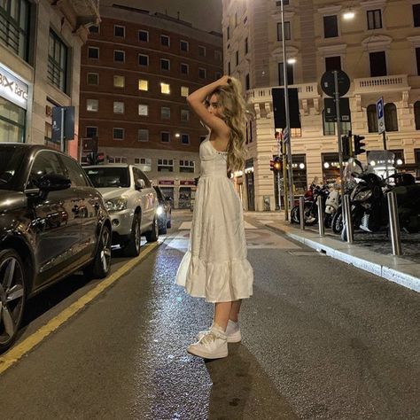 DAB on Twitter: "i’m constantly thinking about sabrina carpenter in italy… " Celebrity Style, Sabrina Carpenter Outfits, Sabrina Carpenter Style, Sabrina Carpenter, Blonde Girl, Aesthetic Clothes, Style Icons, White Dress, Fashion Inspo