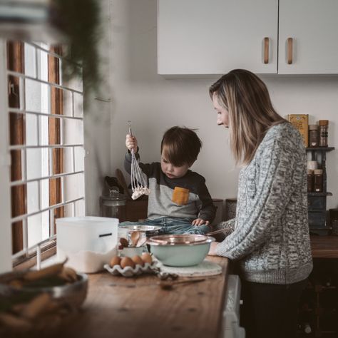 With young ones at home, Julia set out to begin a new career as a stay-at-home mom. In six months, she was ready to hang up her spit-up-laden apron and go back to the office. But that wasn't God's plan. If you've ever struggled with your current life situation, this week's article is for you. Working Mom Aesthetic, Stay At Home Mom Aesthetic, 2024 Intentions, Easy Indoor Activities, Mom On The Go, Kids Activities At Home, Supportive Husband, Toddler Photos, Intentional Parenting