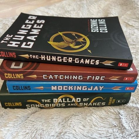Hunger Games Books Hunger Games Book Cover, Hunger Games Book Series, The Hunger Games Books, The Hunger Games Book, The Hunger Games Catching Fire, Hunger Games Books, Ballad Of Songbirds And Snakes, Songbirds And Snakes, Hunger Games Series