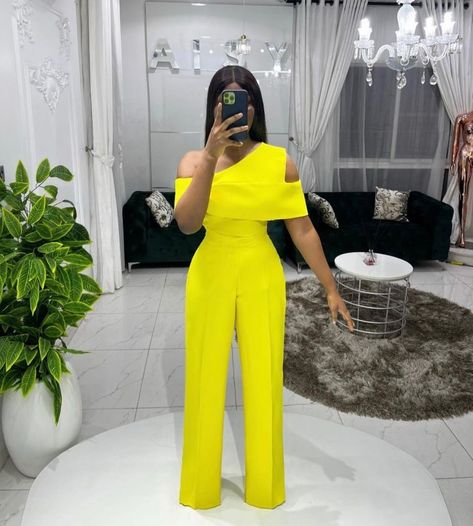 Simple Dresses Casual Classy, Outfit For Ladies, Graduation Outfits For Women, Classy Jumpsuit Outfits, Stylish Business Outfits, Wedding Outfits For Women, Simple Casual Outfits, Chic Dress Classy, Classy Jumpsuit