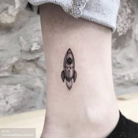 Rocketship Tattoo, Rocket Ship Tattoo, Ankle Tattoo Men, Rocket Tattoo, Astronaut Tattoo, Ankle Tattoo Designs, Tattoo Minimalist, Alien Tattoo, Small Tattoos Simple