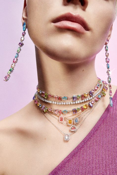 Jewellery Trends 2024, Colorful Crystals, Inexpensive Jewelry, Crystals Swarovski, Luxe Jewelry, Jewelry Lookbook, Classy Jewelry, Colorful Jewelry, Cheap Jewelry