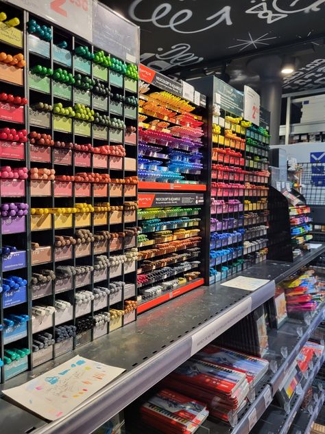 Art Supplies Aesthetic Wallpaper, Art Equipment Aesthetic, Art Supplies Store Aesthetic, Art Supplies Collection, Art Supply Store Aesthetic, Art Store Aesthetic, Art Supplies Aesthetic, Messy Notes, Expensive Art Supplies