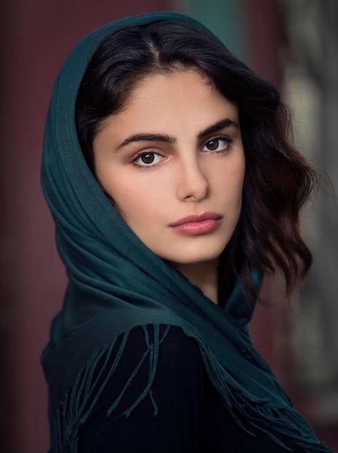 -Ruth Madeline Reeds/Everett-Miss Dixie’s Sister-in-law-25 years old- Married to Vance Reeds-5’5-Mother of Lucille- Innocent Beauty, Persian Women, Eyebrow Growth Serum, Iranian Beauty, Foto Portrait, Women Face, Female Character Inspiration, Turkish Beauty, Art Portrait