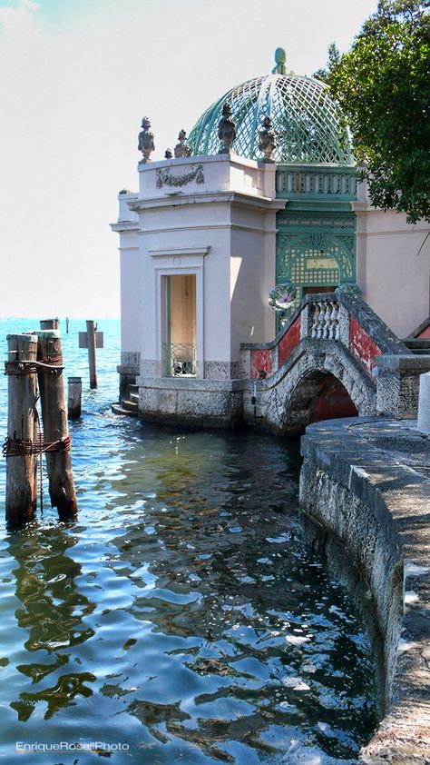 Vizcaya Museum Villa Viscaya Miami, Vizcaya Museum And Gardens Photoshoot, Miami Glam, Vizcaya Miami, Vizcaya Museum And Gardens, Miami Trip, Coral Gables Florida, Vizcaya Museum, Travel Florida