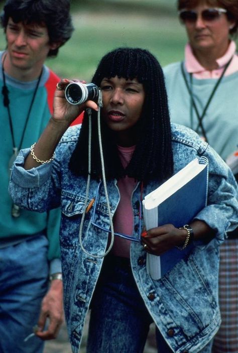 Black Women Directors, Female Director Aesthetic, Euzhan Palcy, Black Directors, Film Lines, Female Filmmaker, Learned Helplessness, Girl Film, Who Is She