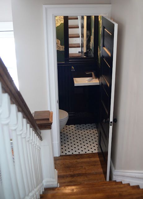 Tiny Half Bath Ideas, Black Half Bathroom, Tiny Powder Room Ideas, Tiny Half Bathroom Ideas, Black Beadboard, Half Bath Wallpaper, Outdoor Restroom, Powder Room Tile, Tiny Half Bath