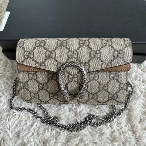 DIONYSUS GG SUPREME SUPER MINI BAG Gucci Handbags, Dionysus Gg Supreme Super Mini Bag, Gucci Dionysus Mini, Vintage Leather Handbag, Bags Gucci, Side Bags, 6 D, Gucci Dionysus, Leather Handbag