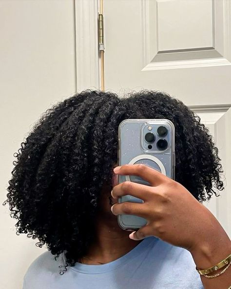Braid Out Natural Hair, Transitioning To Natural Hair, Cabello Afro Natural, Natural Hair Transitioning, Quick Natural Hair Styles, Beautiful Black Hair, Goddess Braids Hairstyles, Pelo Afro, Protective Hairstyles Braids