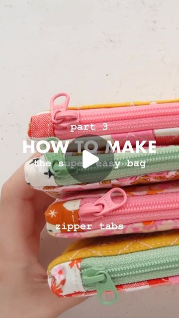 Zipper Pouches Tutorial, Couture, How To Sew Pouches Zipper Bags, Zippered Purse Pattern Free, Zip Bags To Sew, How To Sew A Wallet For Beginners, Quilt Zipper Pouch, Zipper Pouch With Tabs Tutorial, Zipper Tabs Diy