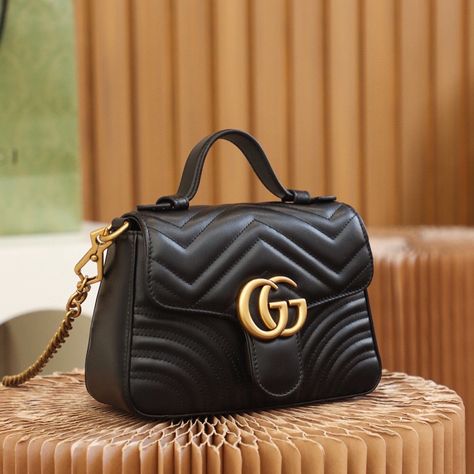 #547260#【Upgrade】 ☑️ Size: 21*15.5*8𝙘𝙢 𝙈𝙖𝙧𝙢𝙤𝙣𝙩Classic ace member messenger bag series Gg Marmont Mini Top Handle Bag, Mini Top Handle Bag, Gucci Gg Marmont Mini, Gg Marmont Mini, Gucci Gg Marmont, Mini Top, Fashion Buyer, Luxury Purses, Gg Marmont