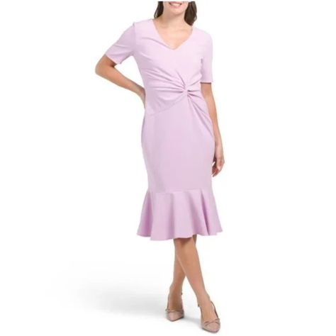 Nwt London Times Women's V-Neck Flounce Hem Twist Waist Office Career Wedding Brunch Mother's Day Petite Size 10p Color: Orchid Bouquet (Light Purple / Pastel Purple / Violet/ Lilac) V-Neck, Short Sleeves, Twist Waist Detail, Knee Length Flounce Hem Skirt. This Dress Is Lined In 100% Polyester And Has A Center Back, Invisible Zipper Closure. Fabrication: Scuba Crepe Recommended Care: Machine Wash Cold Do Not Bleach Reshape, Lay Flat To Dry Warm Iron As Needed May Be Dry Cleaned New With Tags. Red Dress Sleeves, Wedding Brunch, Orchid Bouquet, Purple Pastel, Grunge Dress, Crochet Halter Tops, Purple Violet, Stretchy Dress, Hem Skirt