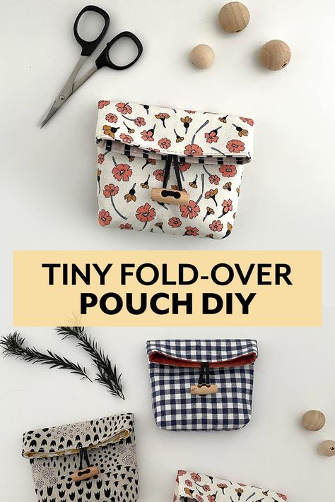 Tiny Fold-Over Pouch sewing tutorial from Sotak Handmade Cute Christmas Sewing Projects, Small Pouches Diy Purse Tutorial, Fold Over Pouch Pattern, Hat Tutorial Sewing, Sew Mothers Day Gifts, Useful Sewing Gifts, Fold Over Bag Pattern Free, Sotak Handmade Patterns, Tiny Bags To Sew