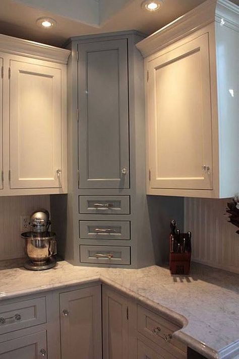 Organiser Cucina, Desain Pantry, Kabinet Dapur, Gray Cabinets, Farmhouse Kitchen Cabinets, Kitchen Remodel Design, Marble Counter, Kitchen Corner, Kitchen Cabinets Makeover