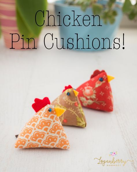 chicken pin cushions tutorial, free sewing pattern and tutorial, how to sew a chicken pin cushion, diy pin cushions, chicken bean bags Sew A Chicken, Diy Pin Cushions, Pin Cushion Diy, Chicken Pin Cushion, Cushion Diy, Diy Pin Cushion, Cushion Tutorial, Pin Cushions Patterns, Free Sewing Pattern