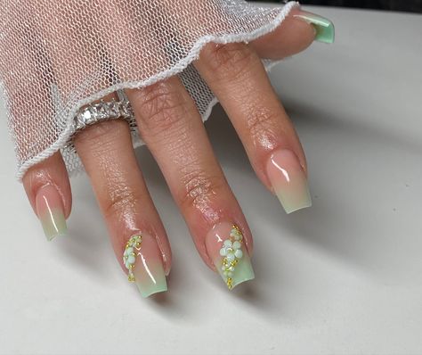 Elegant Green Nails Classy, Green Tinkerbell Nails, Green Nails Graduation, Princess Tiana Themed Nails, Green Quinceanera Nails Short, Princess In The Frog Quince Theme, Light Green Nails With Rhinestones, Sage Green And Pink Nails Acrylic, Green Nails Summer 2024