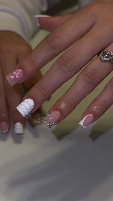 Latina Baddie Nails, Shorties Nails, Classy Acrylic, Nails Y2k, Acrylic Toe Nails, Girly Acrylic Nails, Hard Nails, Acrylic Nail Set, Drip Nails