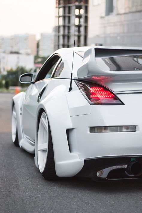 350z Wallpaper, Nissan Z350, Nissan Z Cars, Mobil Drift, Nissan Z, Best Jdm Cars, Nissan Cars, Honda S2000, Mitsubishi Lancer Evolution