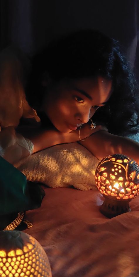 Indian woman posing with an ethnic night lamp with a vintage Indian aesthetic background setup Night Desi Aesthetic, Indian Witch Aesthetic, Indian Aesthetic Women, Diwali Photoshoot Ideas For Women, Vintage Indian Photoshoot, Apsara Aesthetic, Indian Photoshoot Ideas, Indian Ethnic Aesthetic, Indian Aesthetic Pictures