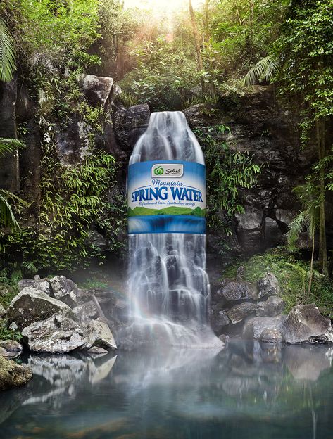 Water Advertising Creative, Water Ads Creative, Advertisement Poster Product, Product Creative Ads, Advertisement Ideas, Water Bottle Label Design, Ads Creative Advertising Ideas, Clever Advertising, Water Poster