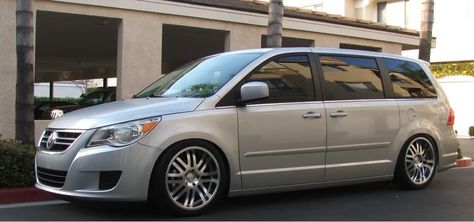 Volkswagen Routan lowered Volkswagen, Caravan, Volkswagen Routan, German Engineering, Vw Cars, Pretty Cars, Automatic Transmission, Car Door, Hot Wheels