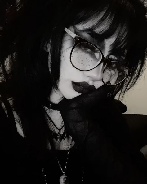 Black, Gothic Icon, Trad Goth, Gothic Girl, Girl Icon, Gothic Aesthetic, Follow Me