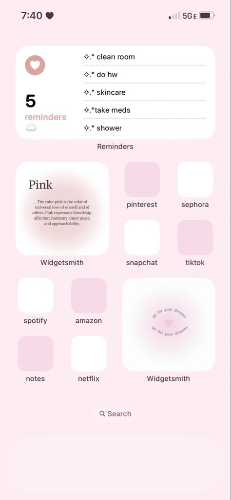 Cute Iphone Ideas Homescreen, Cool Iphone Layout Ideas, Pink Phone Inspiration, Pink Home Screen Widgets, Pale Pink Lockscreen, Pink And White Iphone Layout, Girly Widget Iphone Ideas, Ios Pink Widget, Pink Ios Aesthetic Homescreen