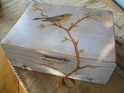 Bird Lamp, Painted Wooden Boxes, Pretty Crafts, Decoupage Box, Graphics Fairy, Bird Boxes, Painted Boxes, Diy Box, Box Art