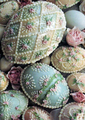 Goose Eggs, Decorated Easter Eggs, Polish Easter, Easter 2024, Candy Egg, Fabric Work, Decorated Eggs, Easter Blessings, Easter Parade