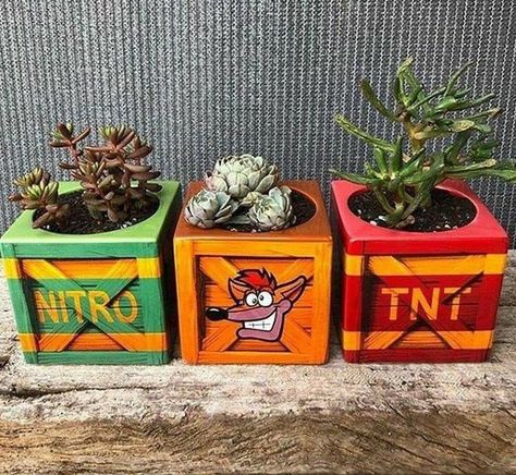 Geeky House Decor, Sala Nerd, Gamer Room Diy, Deco Gamer, Geek Home Decor, Nerd Decor, Geek Room, Nerd Room, Diy Jul