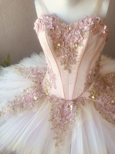 Ballet Costume Aesthetic, Beautiful Ballet Dresses, Pretty Ballet Costumes, Pink Ballet Costume, Girls Ballet Outfit, Ballet Inspired Dress, Ballet Performance Outfit, Ballet Couture, Pink Ballet Tutu