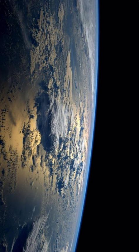 The Earth From Space, Planet Earth Aesthetic, Earth Pictures From Space, Planet Earth From Space, Galaxy Hd, Angel Flight, Earth Photography, Sistem Solar, Earth Images