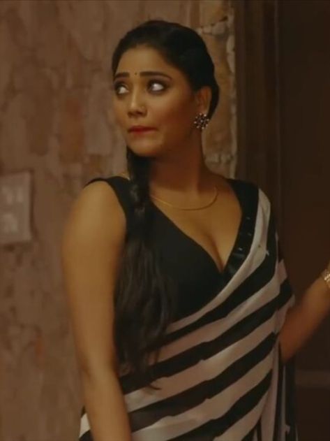 Ullu Web Series 2023 Aashram Web Series Actress, Ullu Web Series Short Videos, Ullu Web Series Videos, Web Series Hindi Video, Ullu Webseries Actress, Web Series Actress, Black And White Saree, Ullu Actress, Indian Web Series