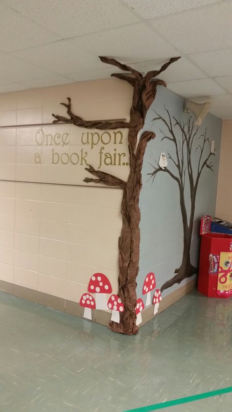 Enchanted Forest Theme Book Fair, Enchanted Forest Hallway Decor, Scholastic Book Fair Themes 2022, Enchanted Forest Hallway, Into The Woods Decorations, Enchanted Forest Library Theme, Enchanted Forest School Theme, Fairy Forest Classroom Theme, Forest Theme Christmas Decor