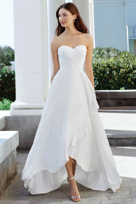 Justin Alexander Wedding Dress, Pleated Chiffon Skirt, High Low Gown, Lace Ball Gowns, Offbeat Bride, Justin Alexander, Wedding Dress Pictures, Strapless Gown, Bridal Fashion Week