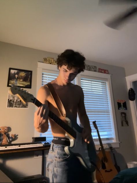 Parker Kennell Man With Guitar Aesthetic, Piano Boy Aesthetic, Guitar Guy Aesthetic, Bassist Aesthetic Boy, Guitar Boy Aesthetic, Male Face Claims Black Hair, Music Boy Aesthetic, Guitar Aesthetic Boy, Black Hair Boy Aesthetic