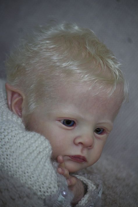 Hand-Crafted Reborn Dolls Fimo, Baby Doll Hair, Real Life Baby Dolls, Real Baby Dolls, Fairy Ears, Fairy Art Dolls, Lifelike Dolls, Victorian Dollhouse, Fantasy Art Dolls