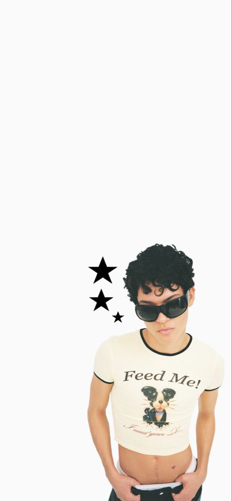 young royals | omar rudberg | wallpaper Omar Rudberg Side Profile, Omar Rudberg Wallpaper, Young Royals Wallpaper, Omar Rudberg Icon, Royal Wallpaper, Omar Rudberg, Royal Babies, Young Royals, Beauty Wallpaper