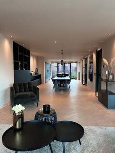 Dark House Aesthetic, Elegant Living Room Decor, Happy New Home, Welcome To My House, Appartement Design, Home Design Living Room, Cool Apartments, Decor Home Living Room, Apartment Inspiration