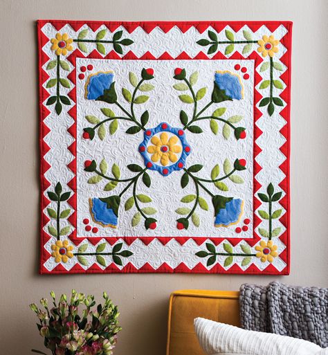 Relax and enjoy some simple applique while creating this lovely wall hanging. Patchwork, Amigurumi Patterns, Tela, Motifs D'appliques, Wall Quilt Patterns, Applique Wall Hanging, Quilt Big, Big Block Quilts, Quilt Pattern Download