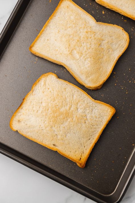 How To Toast Bread In The Oven - yourcookingbuddy.com How To Toast Bread In Oven, Toast Bread In Oven, Toast In Oven, Bread In Oven, Healthy Toast Toppings, Pan Fried Chicken Thighs, Bread In The Oven, Butternut Squash Cooking, Frozen Butternut Squash